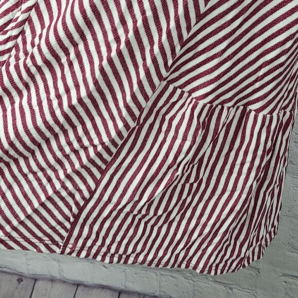 Hannah NWT Red Stripe Sleeveless Blouse V-neck French Terry Soft Knit Top Ruffle - Picture 5 of 8